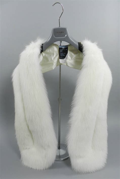 White fox fur and wool scarf 